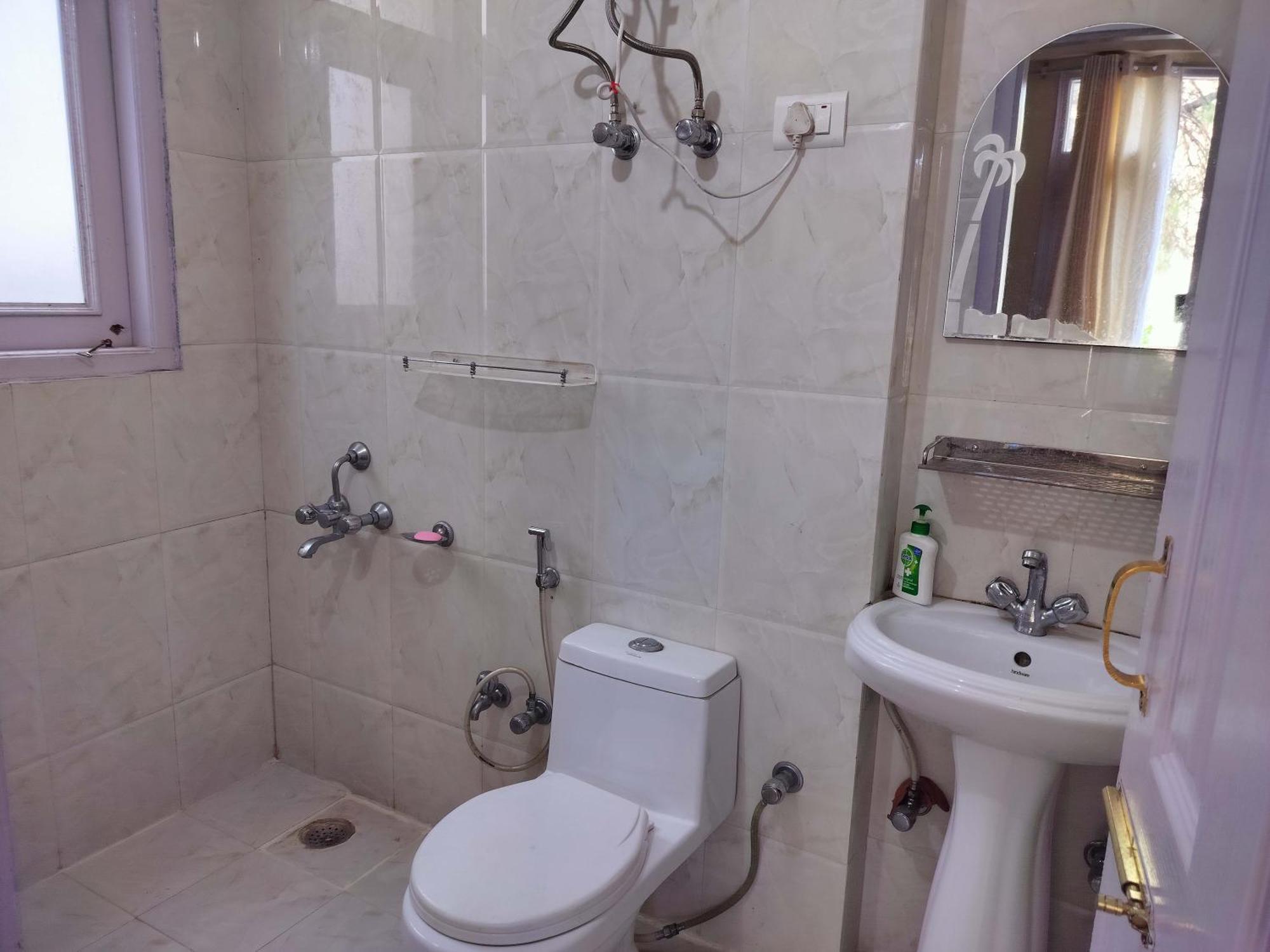 Shimla Vibes B & B Free Pick And Drop From Isbt Shimla Exterior photo