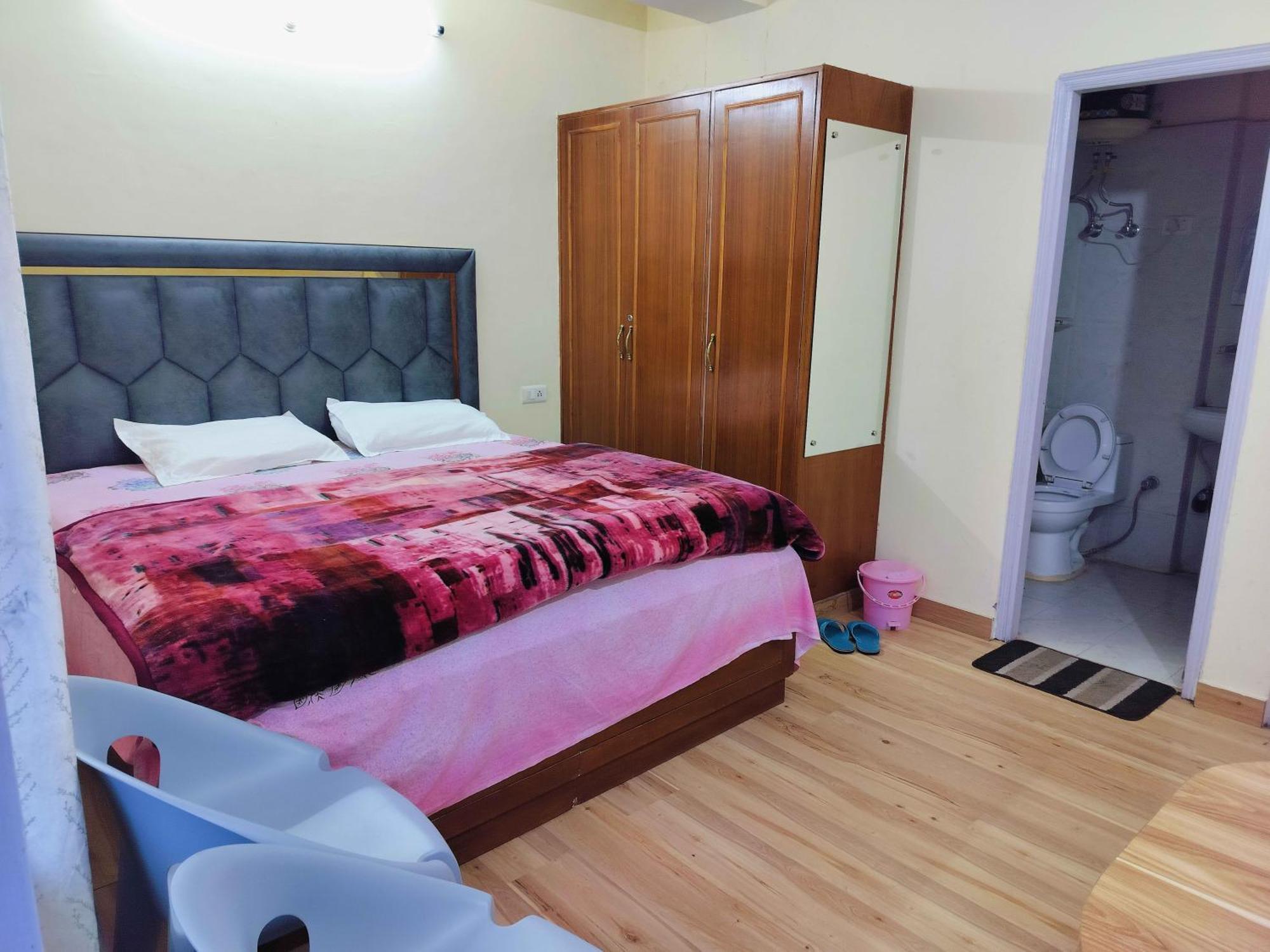 Shimla Vibes B & B Free Pick And Drop From Isbt Shimla Exterior photo